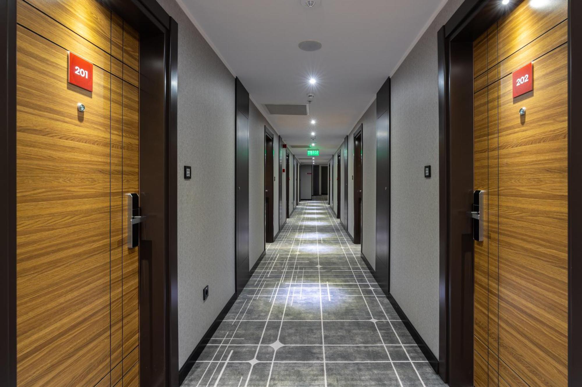 Ramada Encore By Wyndham Tashkent Bagian luar foto