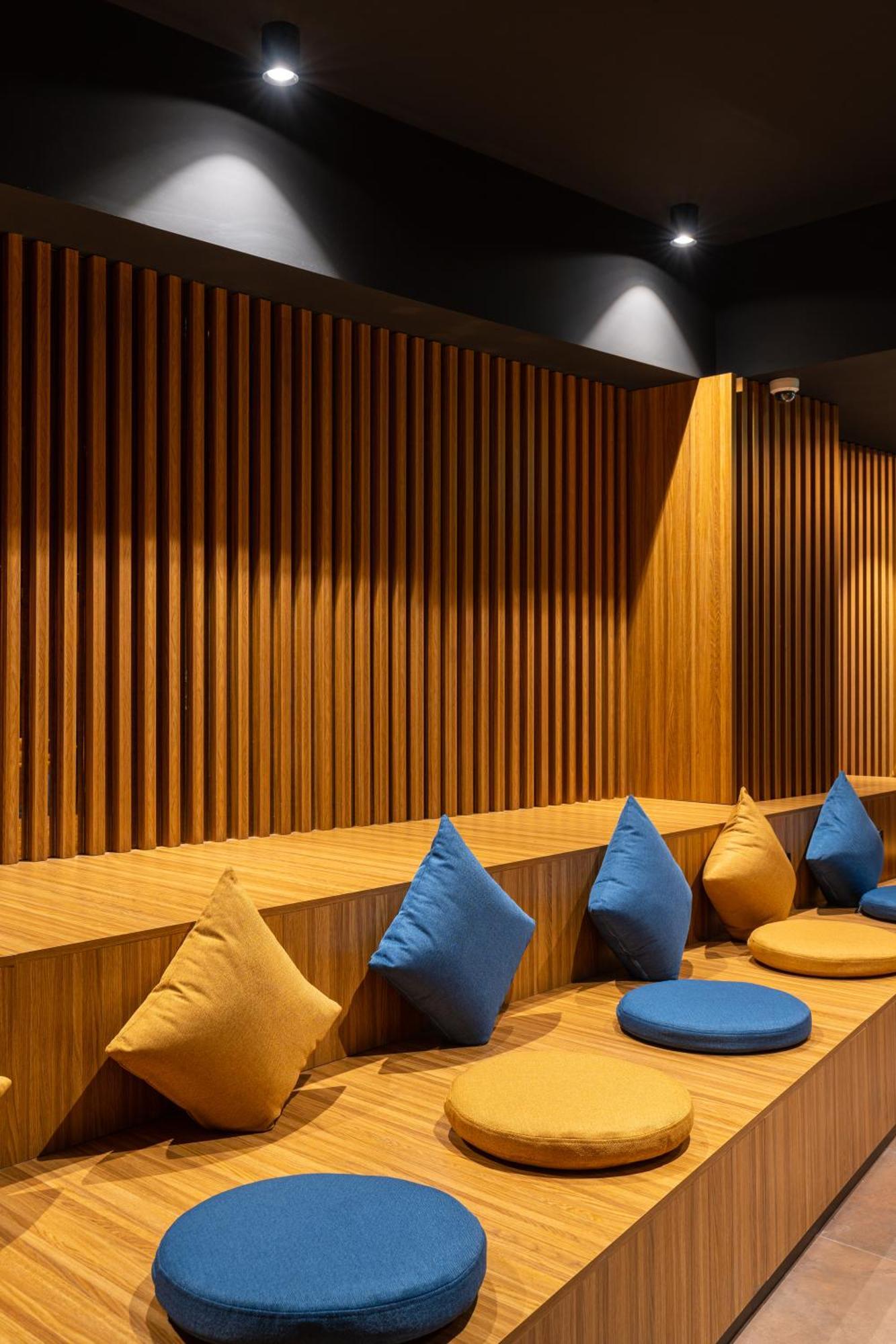 Ramada Encore By Wyndham Tashkent Bagian luar foto