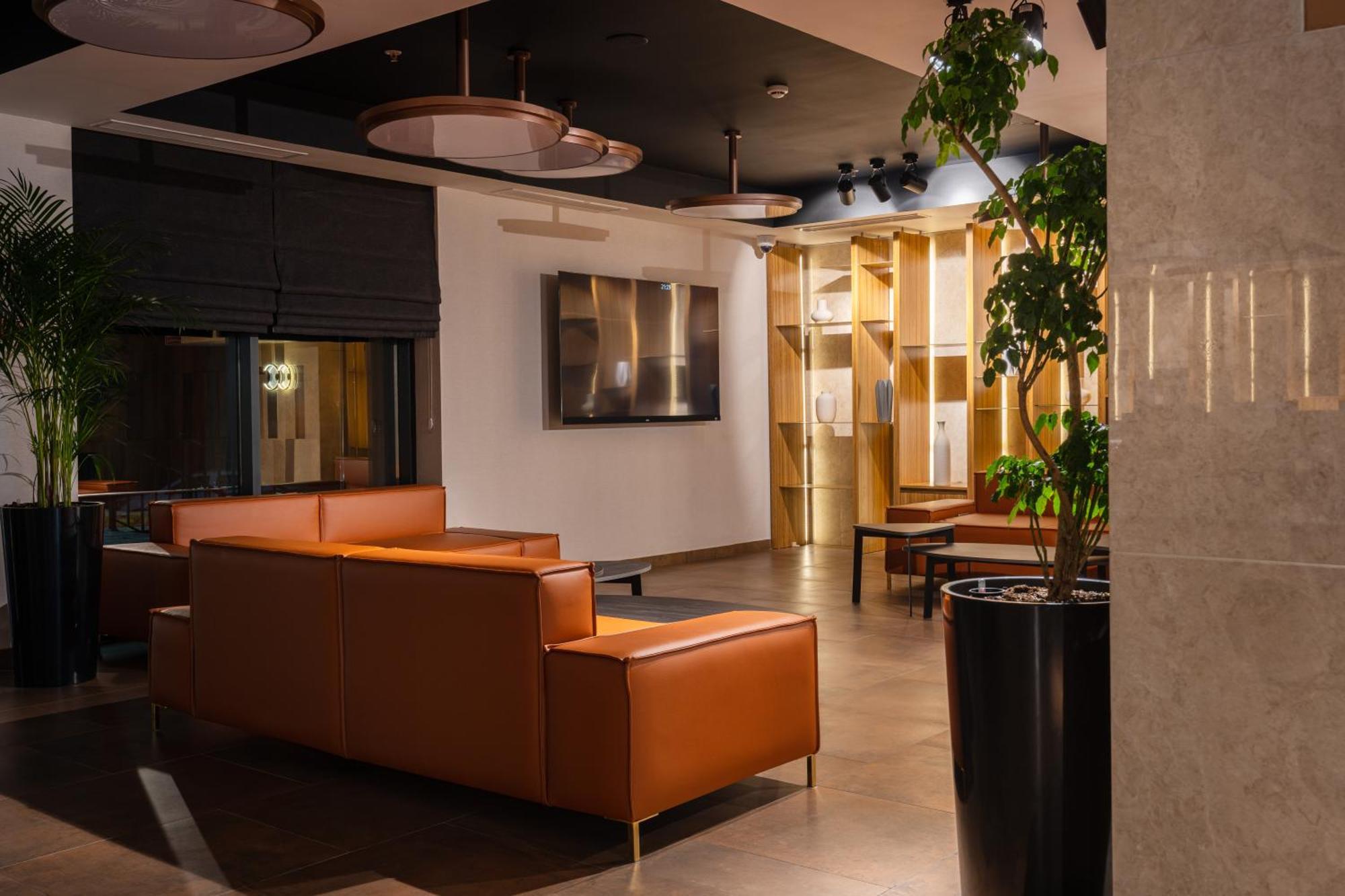 Ramada Encore By Wyndham Tashkent Bagian luar foto