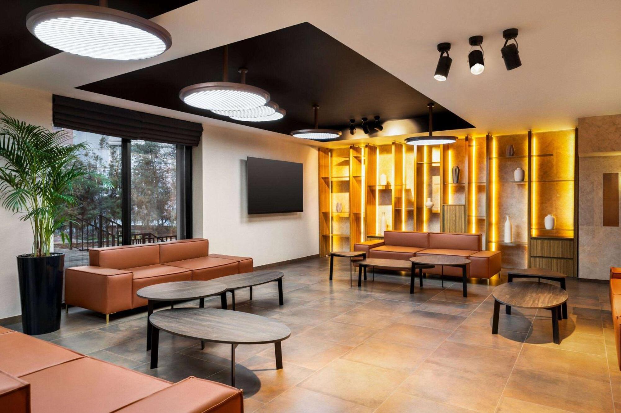Ramada Encore By Wyndham Tashkent Bagian luar foto